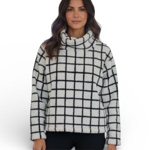 Daisy Fuentes Black and White Plaid  Cozy Sherpa Turtleneck Pullover XL